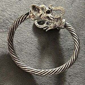 Vintage Silver Elephant Head Cable Cuff Bracelet – Tribal Boho Statement